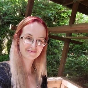 Meet your Posher, Tori